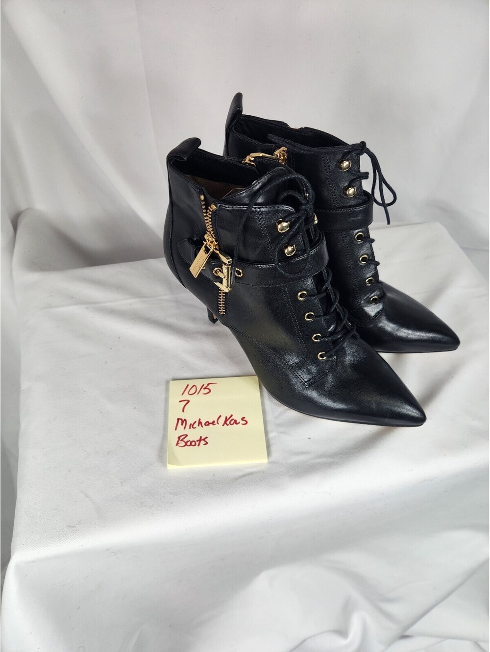 Michael Kors Brena Black Leather Lace-Up Pointed Toe Ankle Booties Size 7